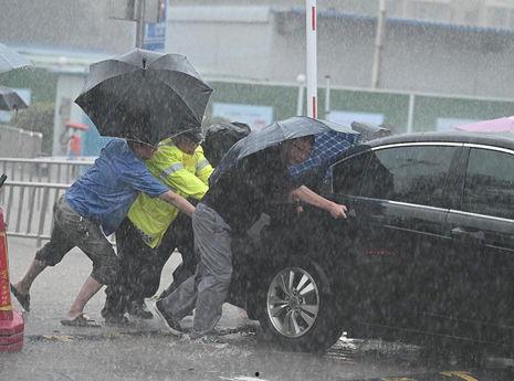 河南暴雨日韩评价视频,共情与反思交织
