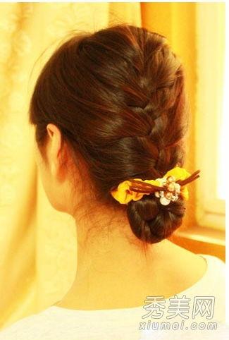 亚洲女士盘发视频,打造迷人发型